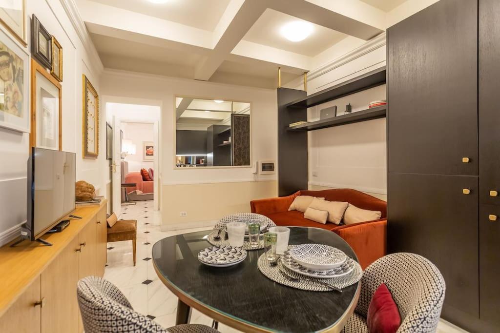 Stylish Spanish Steps Retreat Appartamento *